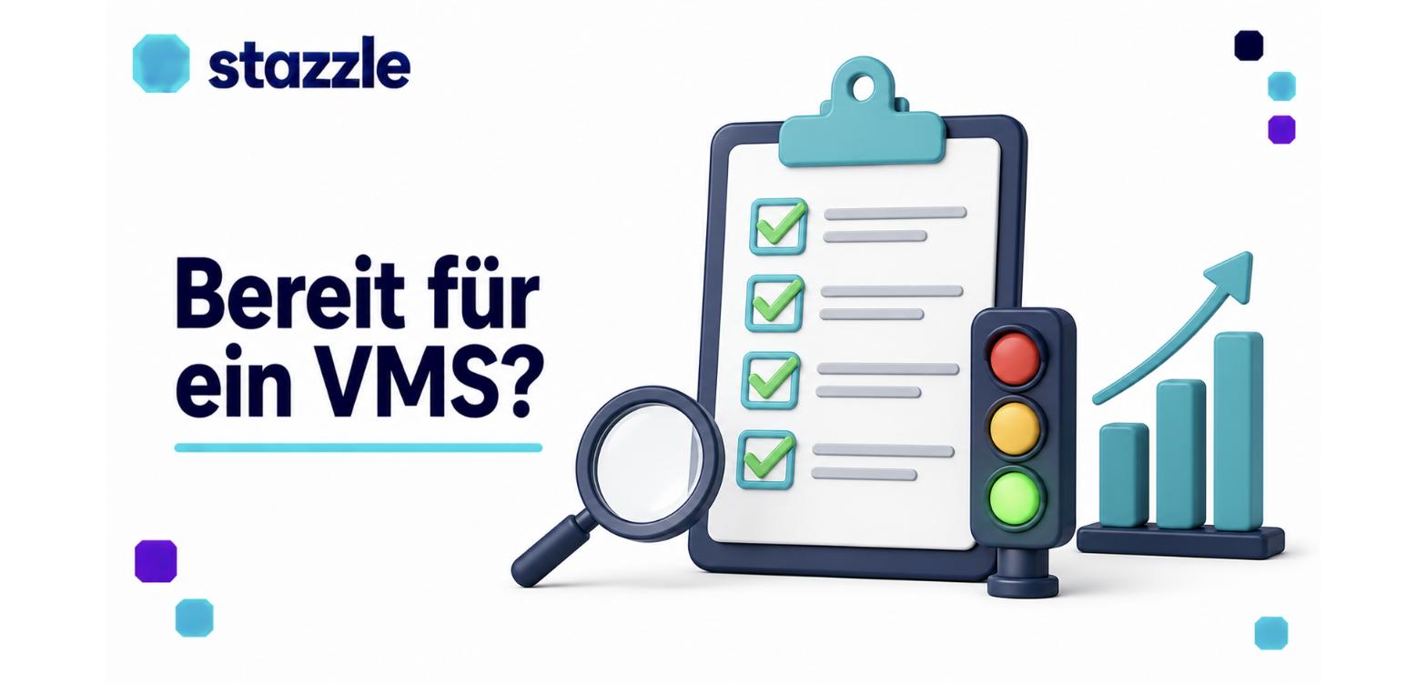 Bereit für ein VMS: Klemmbrett mit Checkliste und Häkchen, Lupe, Ampel und aufsteigendes Balkendiagramm
